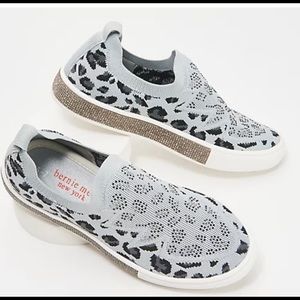 Bernie Mev Slip On
